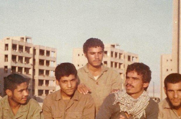 ضرورت بازنگری بر واژه های انقلابی گری و جبهه انقلاب…