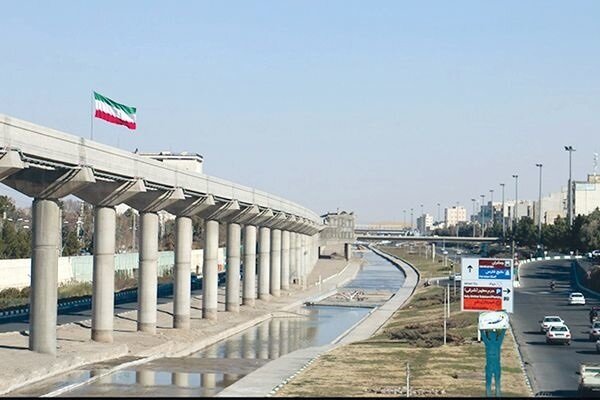                                                                   مونوریل قم فرصتی که به تهدید تبدیل شد. چند پیشنهاد درباره مونوریل قم