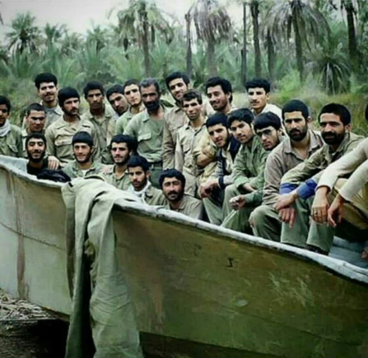 بسیج نماد عزت ملت ایران است